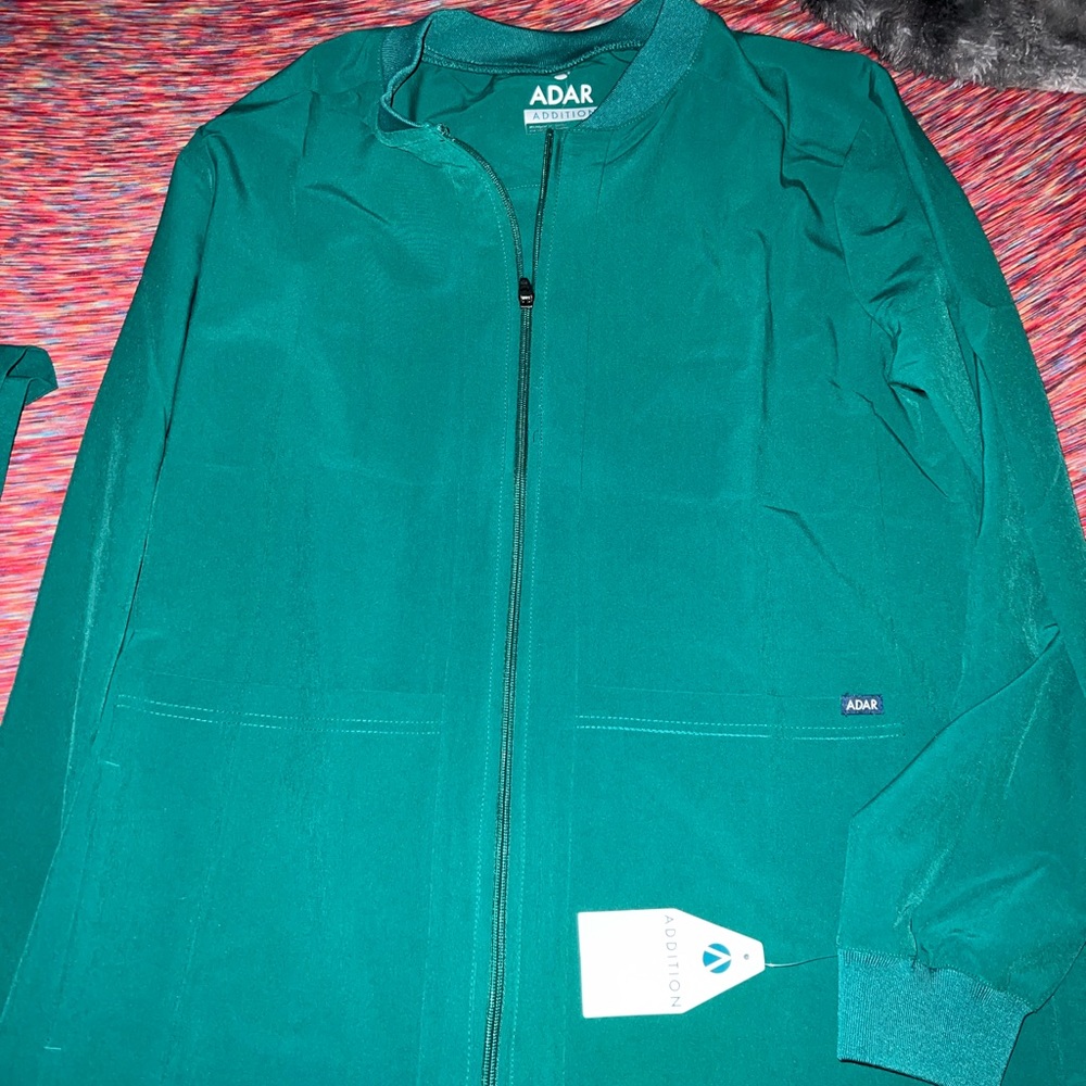 Mens hunter green scrub jacket